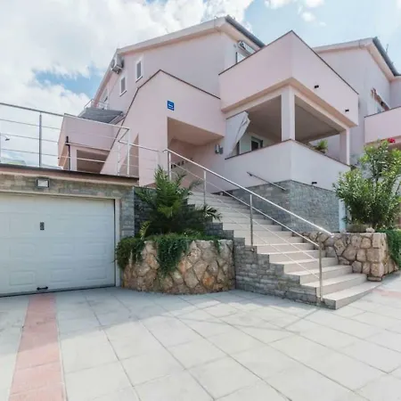 F-3 Apartament Klimno